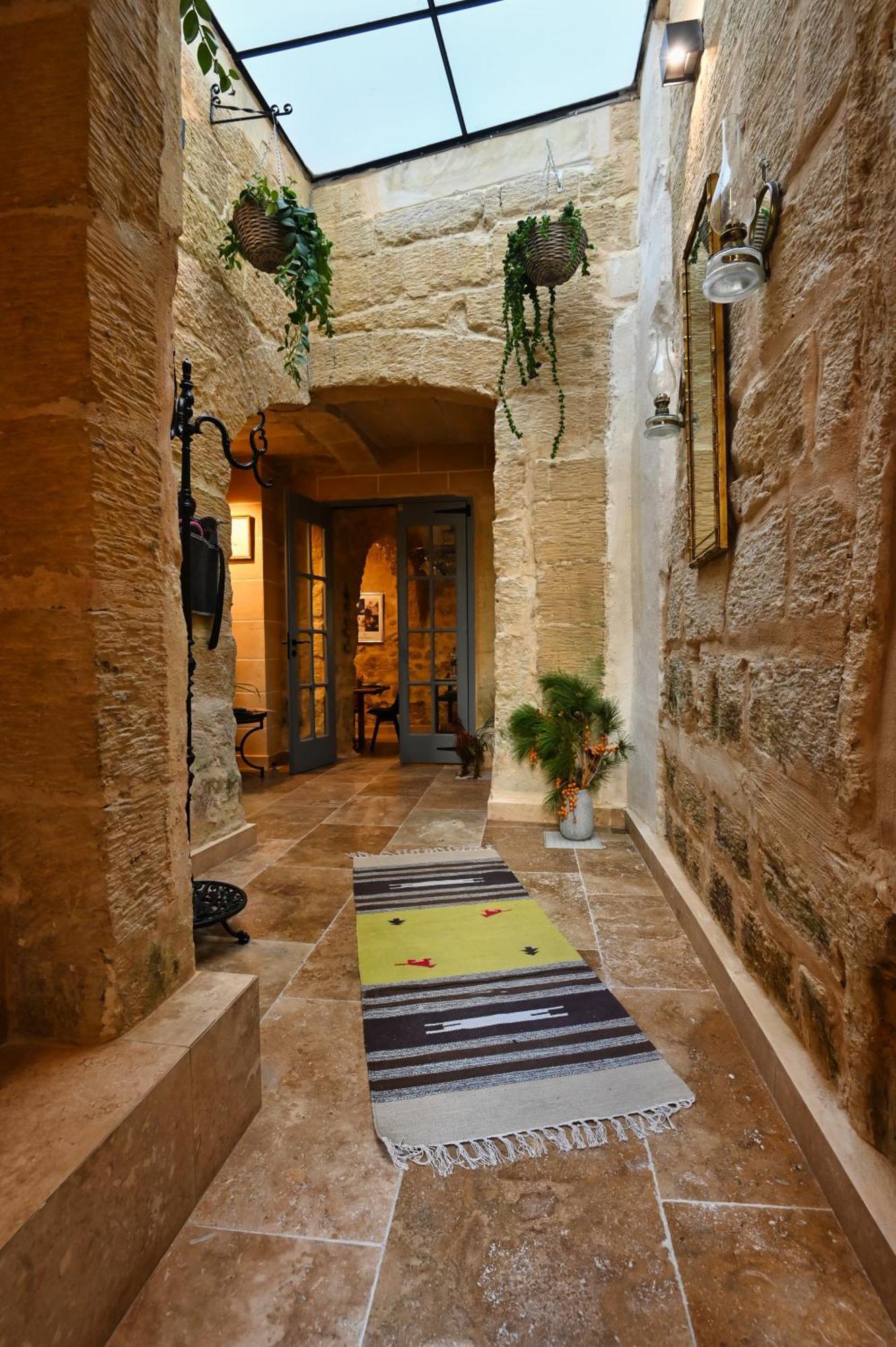 Il Luzzu - More Room For You! Victoria Luaran gambar